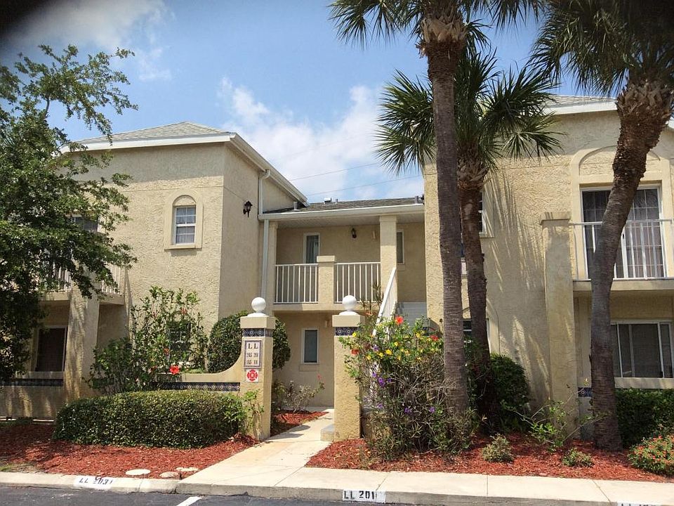 1st image of 1677 SE Green Acres Cir APT Ll103