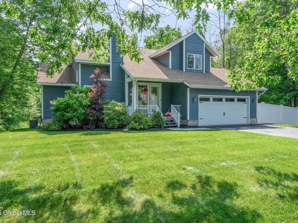 126 Eastline Road, Ballston Lake, NY 12019