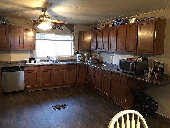 5th image of 1114 S D St