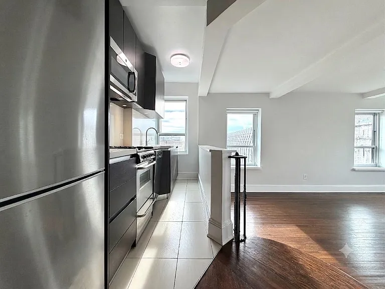 1080 Amsterdam Ave #1505 — Photo 2
