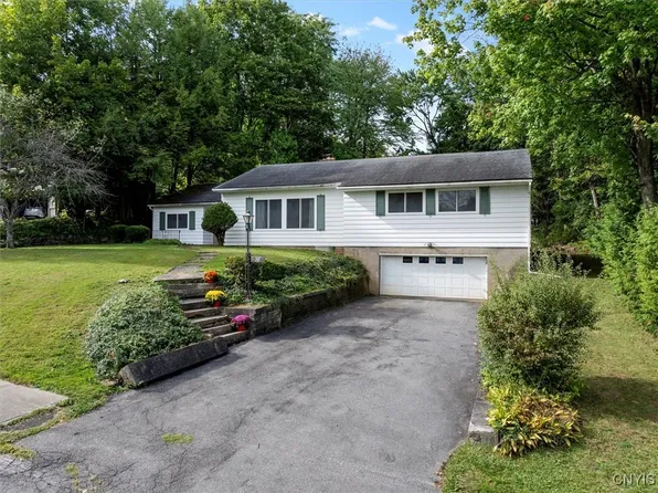 38 Curran Rd, Whitesboro, NY 13492