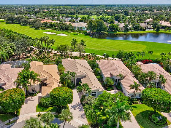3rd image of 7749 Villa D Este Way