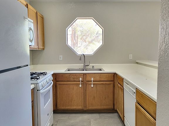 5th image of 5060 S Rainbow Blvd Unit 204