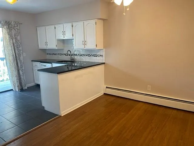 9 Shoreham Ct #4 — Photo 4