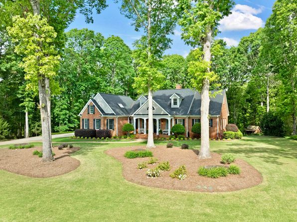 130 Clearcreek Dr, Boiling Springs, SC 29316