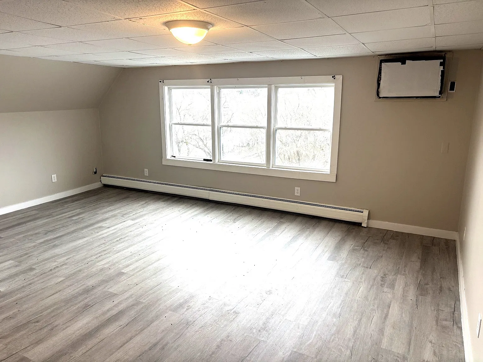 1 bed, $1,200 — Photo 1
