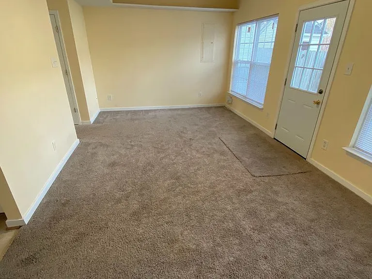 5504 Millstream Ln — Photo 7