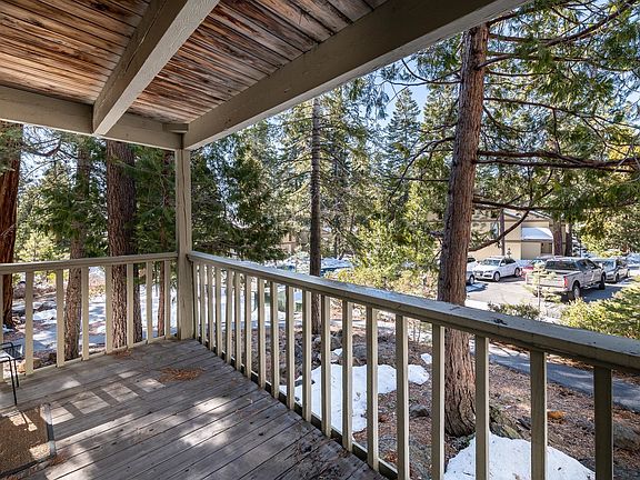 3rd image of 1001 Commonwealth Dr #172