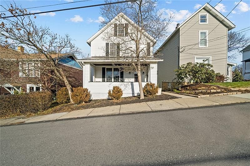 218 E Loyalhanna St, Ligonier, PA 15658 MLS 1637259 Zillow
