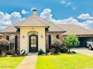 105 Shadowbrook Ln, Youngsville, LA 70592