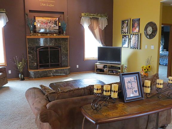 4th image of 117 Mountain View Dr