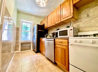 156 96th St #1, Brooklyn, NY 11209