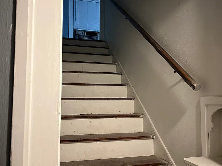 2837 Murray St — Photo 3