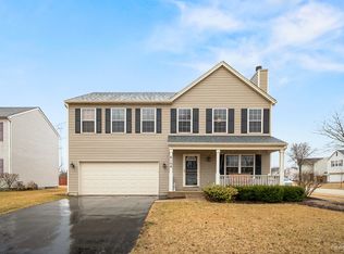 6108 Smokey Ridge Dr, Plainfield, IL 60586