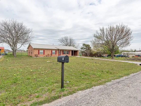 111 Paige St, Weatherford, TX 76088