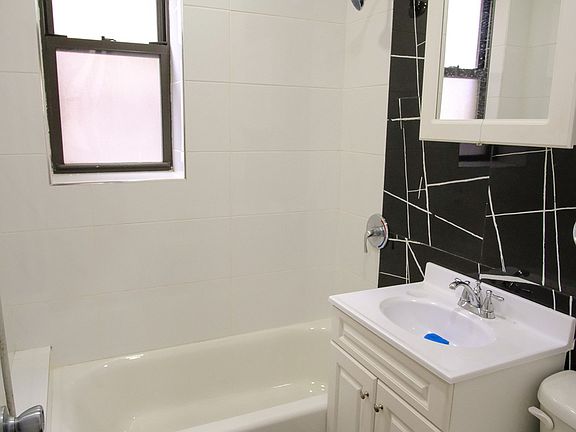 4th image of 515 W 156th St #4A