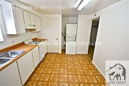 5th image of 1545 S Green St APT 3
