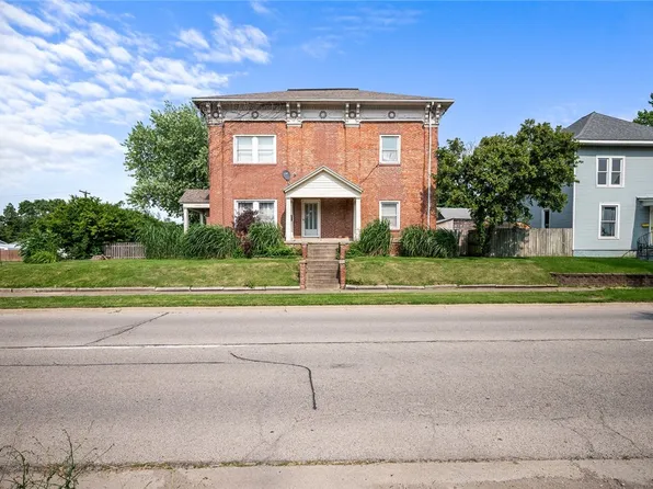 1202 S Main St, Paris, IL 61944