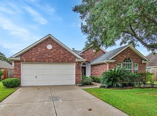 2211 Melanie Park Dr, Spring, TX 77388