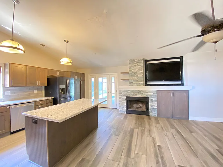 4319 Stride Way — Photo 5