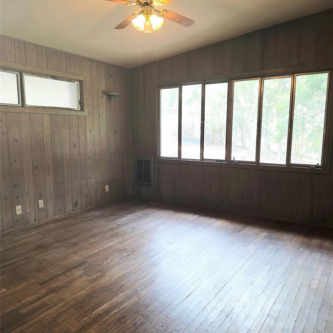 3 bed, 2.0 bath, 1624 sqft, $1,650 — Photo 3