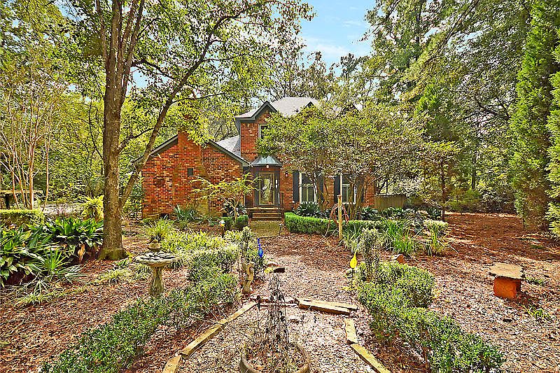 1st image of 507 Lakeview Dr