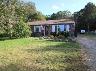 206 Moxley Rd, Uncasville, CT 06382