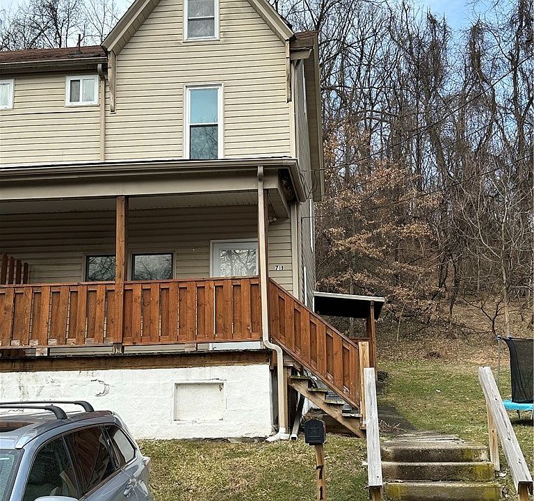 1st image of 719 Stella St