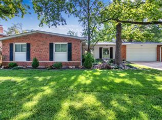 9078 Crest Oak Ln, Saint Louis, MO