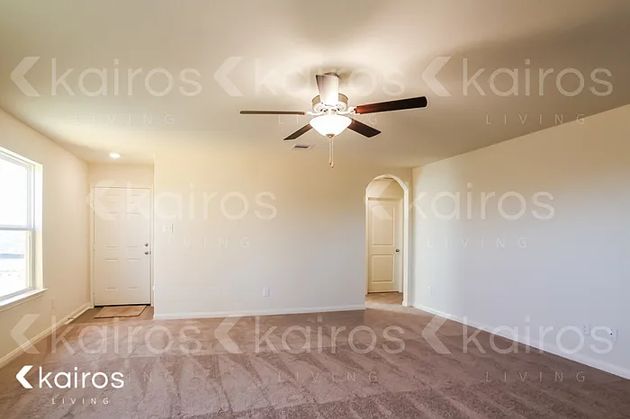 5815 Littoral Rd — Photo 2