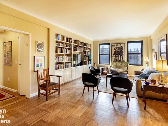 2nd image of 325 W 86th St APT 15C
