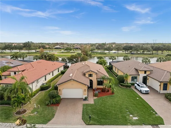 10275 Ashbrook Ct, Fort Myers, FL 33913