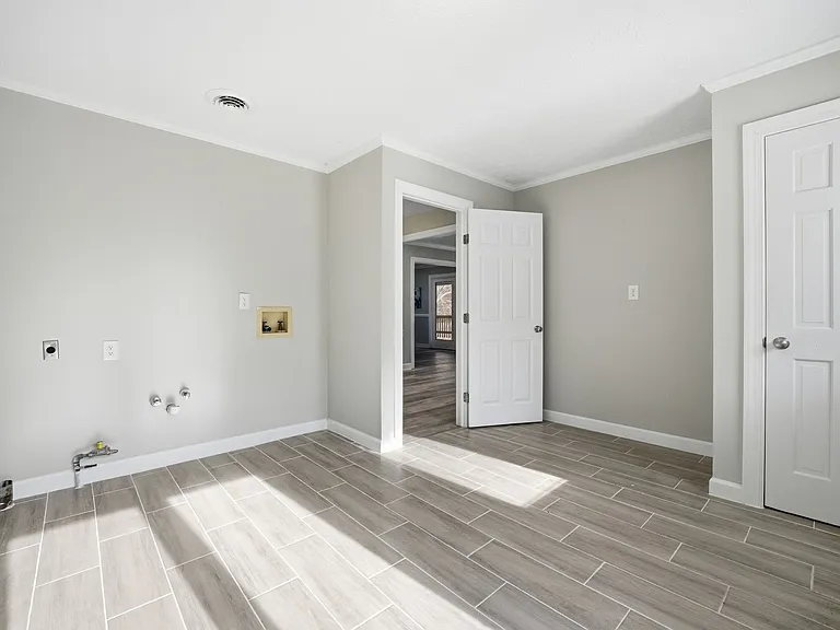 9 Rhodelia Ln — Photo 27