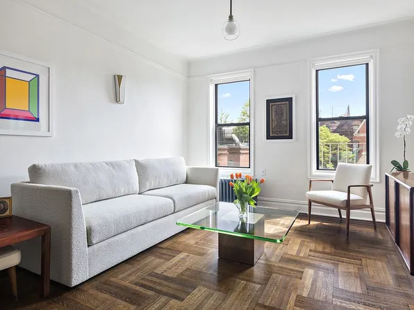 451 Clinton Ave APT 2E, Brooklyn, NY 11238