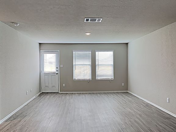3rd image of 10506 Varmus Dr