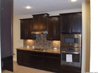 252 Nomad Ln, Cibolo, TX 78108