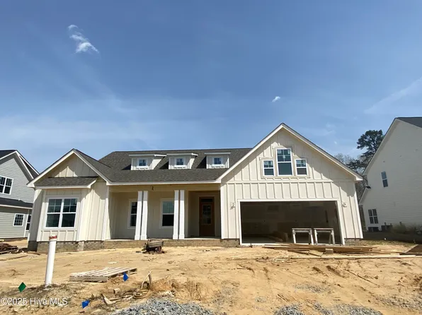 967 Hunter Grace Drive, Winterville, NC 28590