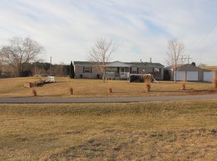 418 Golf Trail Rd, Jamestown, KY 42629