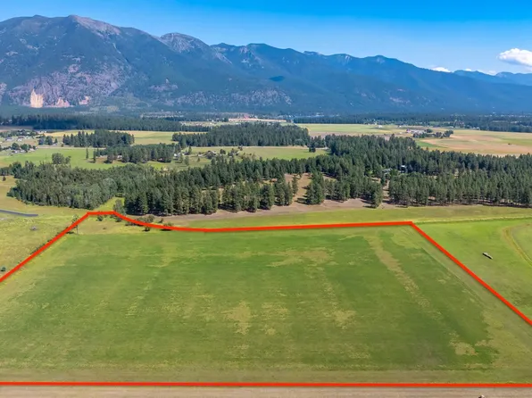 895 Middle Rd, Columbia Falls, MT 59912