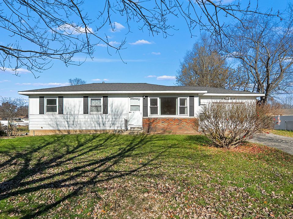 1st image of 35520 Margurite Ln