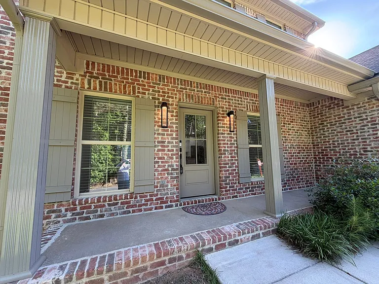 3828 Woodland Hills Dr — Photo 3