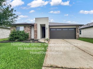 8122 Hush Heights Dr, Rosharon, TX 77583