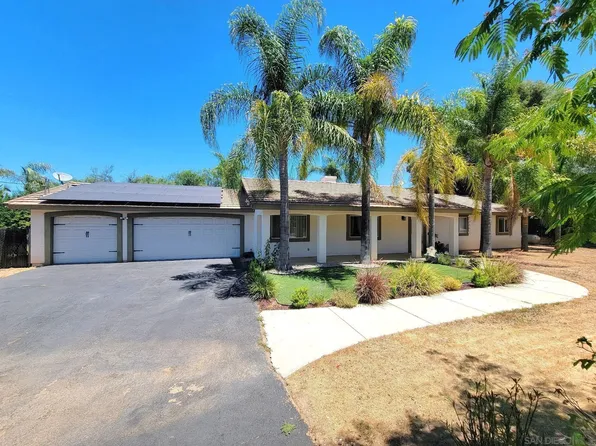 15940 Ozland Ave, Valley Center, CA 92082