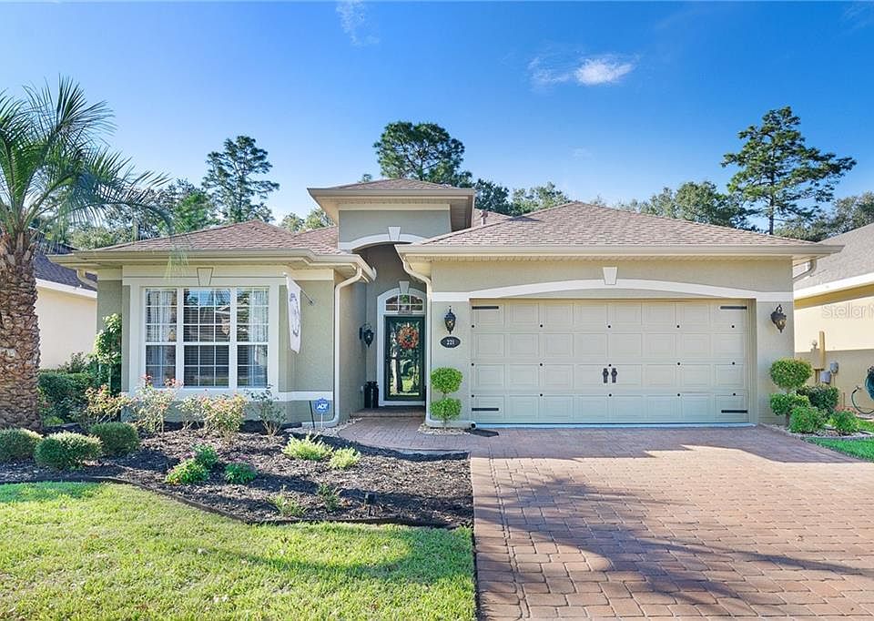 1st image of 221 Asterbrooke Dr