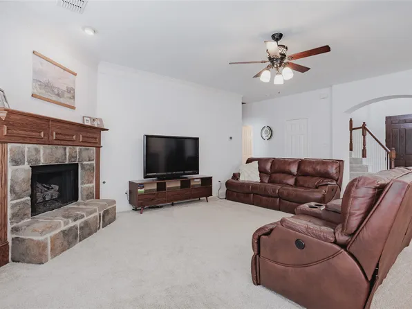 254 Cox Dr, Fate, TX 75087