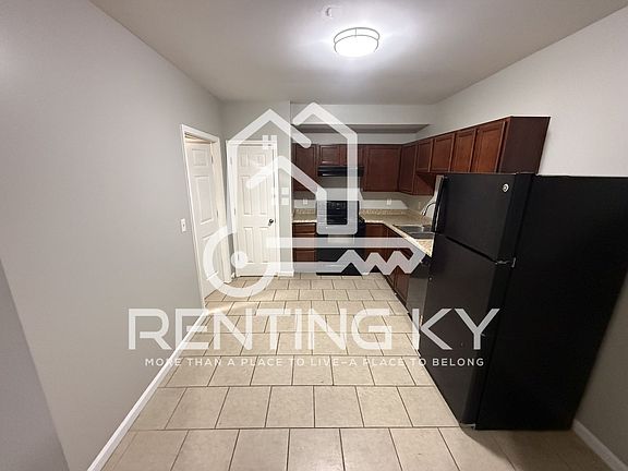 5th image of 166 S Killarney Ln APT 7