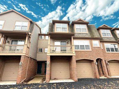 2808 Barclay Way, Ann Arbor, MI, 48105