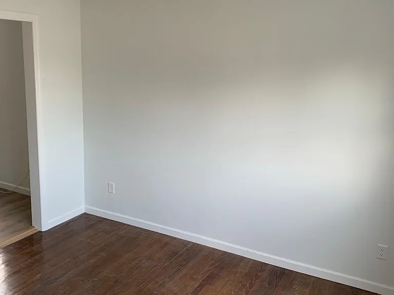 73 Ferris Ave — Photo 5