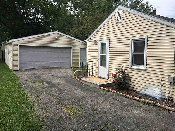 2nd image of 2926 Sands Ave