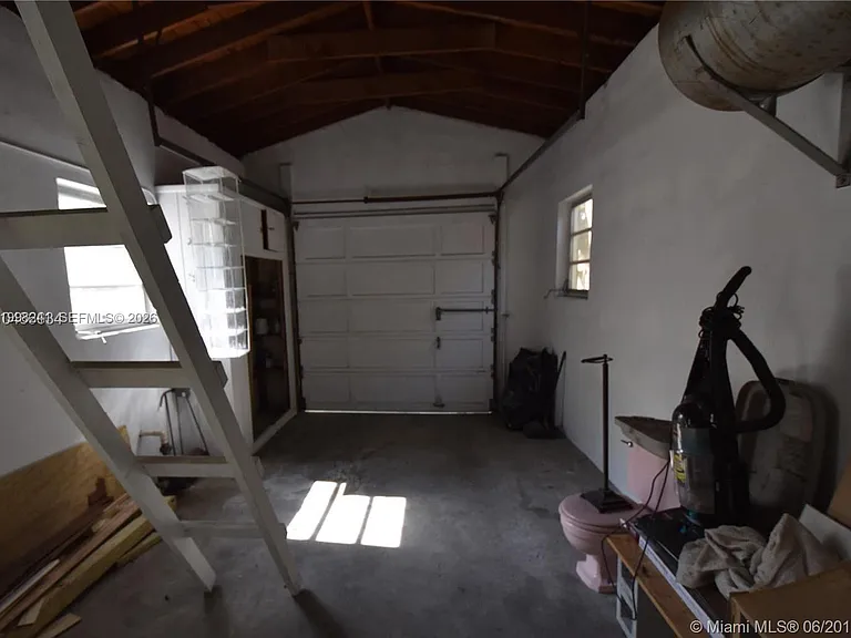 800 Andalusia Ave — Photo 15